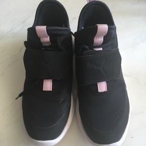 Puma soft foam sneakers